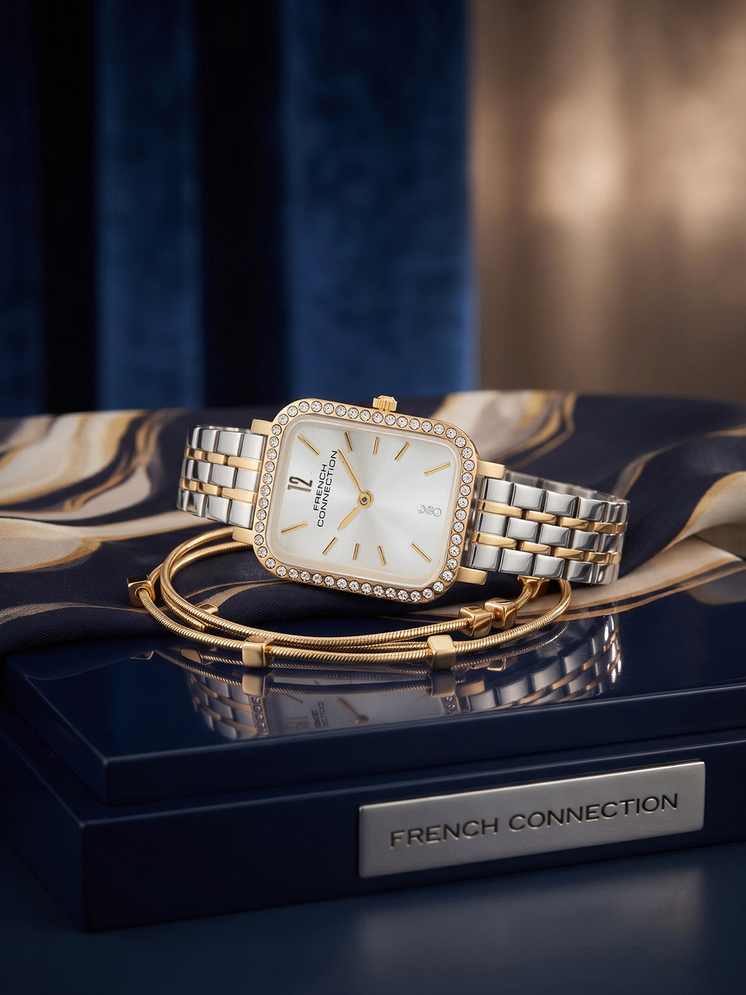 French Connection Women Analog Watch Gift Set with Stylish Dial and Premium Strap-FCGS06-A