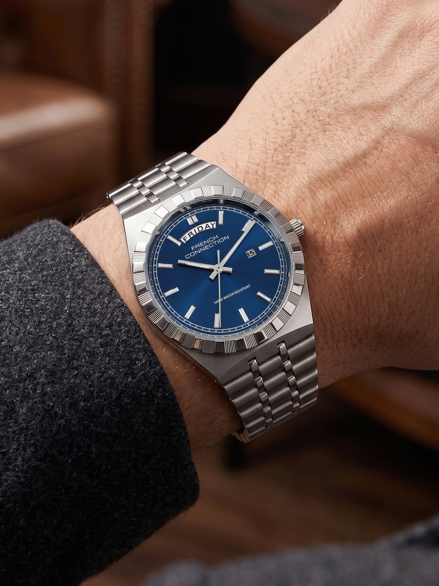 French Connection Courant Classique | Quartz Analog Display | Day Date Display Blue Dial | Two-Tone Stainless Steel Strap | Watch for Men - FCN0211USM