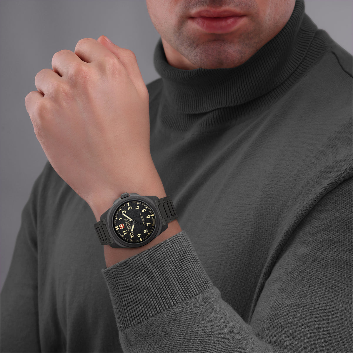 Swiss Military Hanowa SMWGG0003941 DEFENDER - swiss made Round Black watch for men