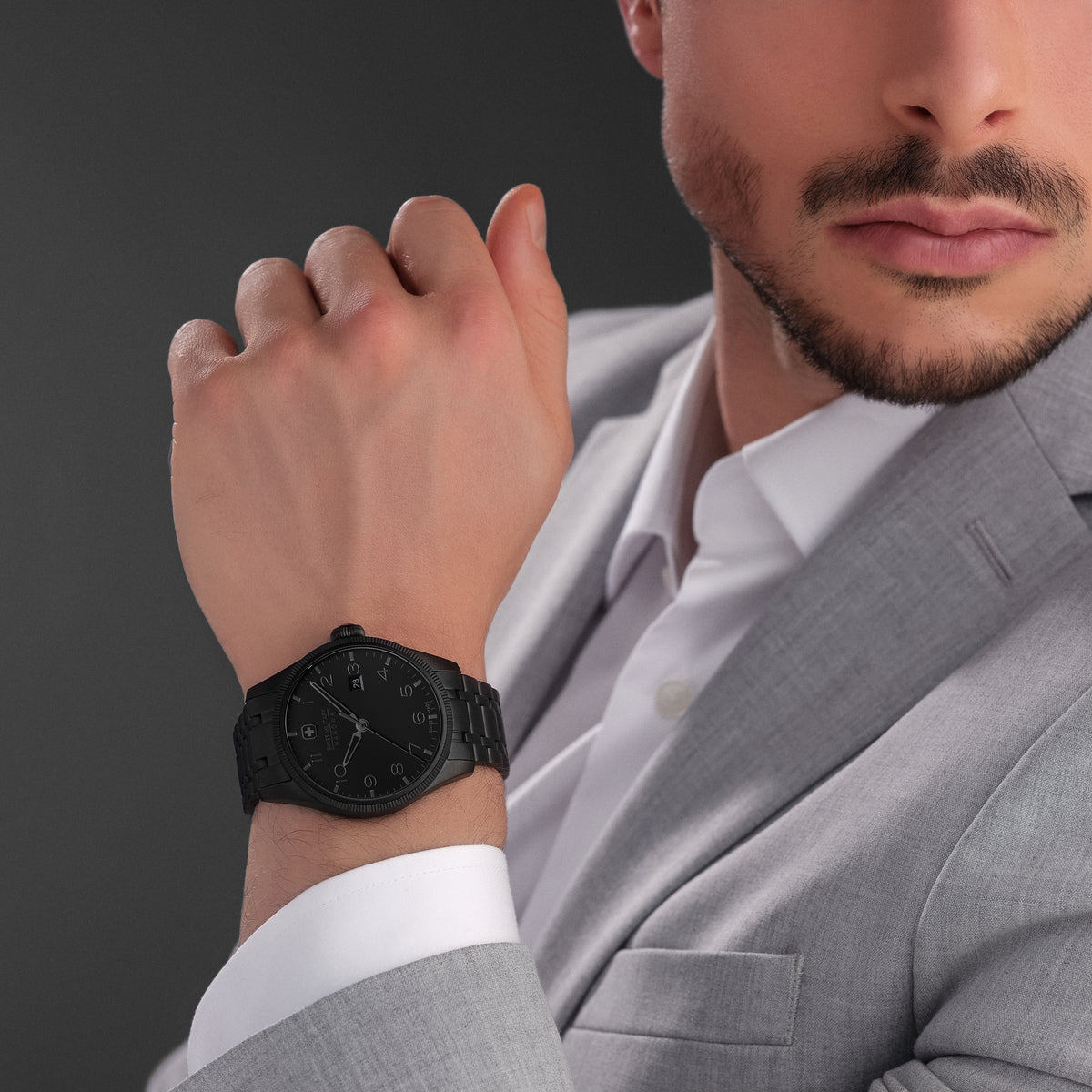 Swiss Military Hanowa Thunderbolt Stealth Round Dial Analogue Swiss Made Watch For Mens-SMWGH0000830