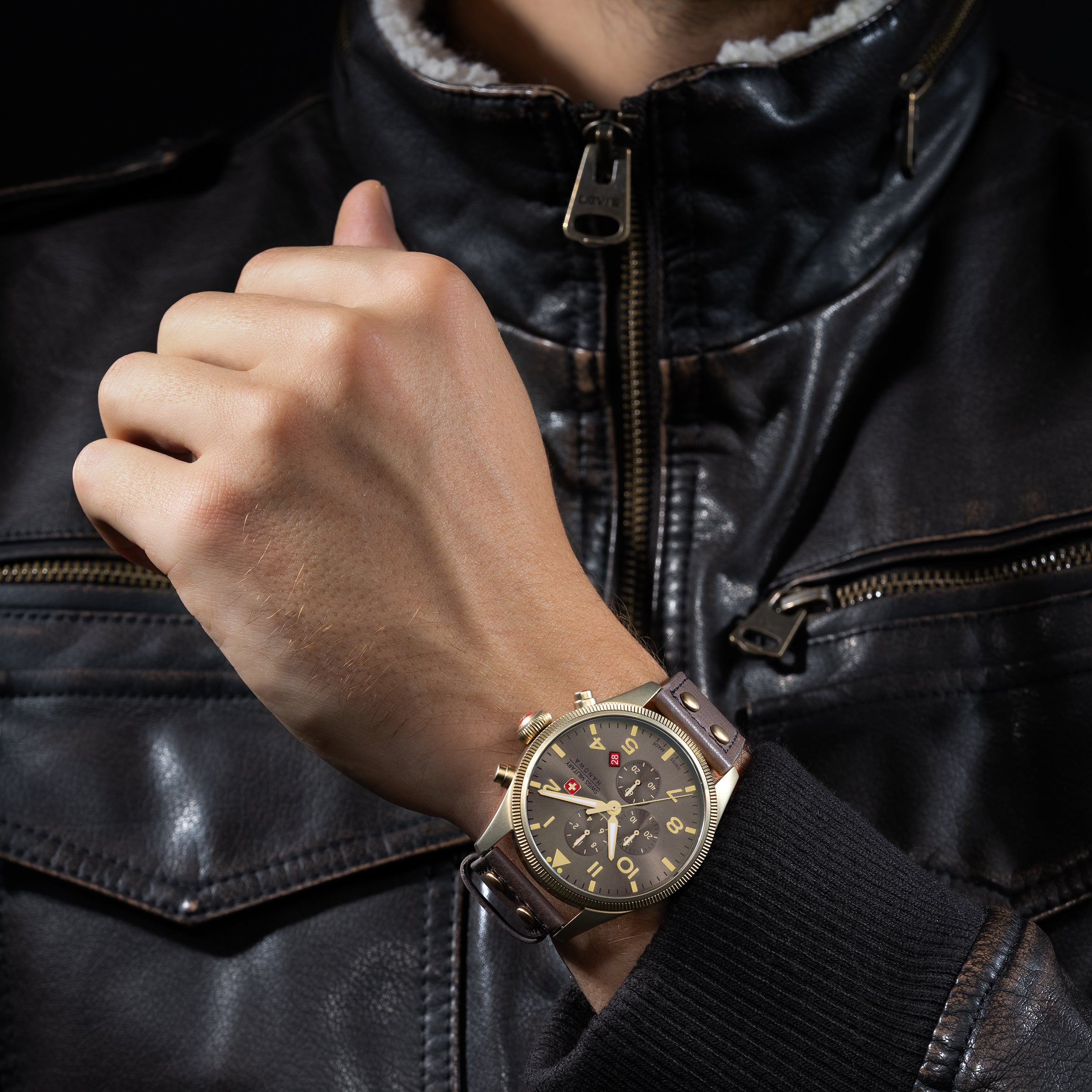 SWISS MILITARY HANOWA THUNDERBOLT CHRONOGRAPH GREY ROUND DIAL ANALOG WATCH FOR Men's SMWGC0000410