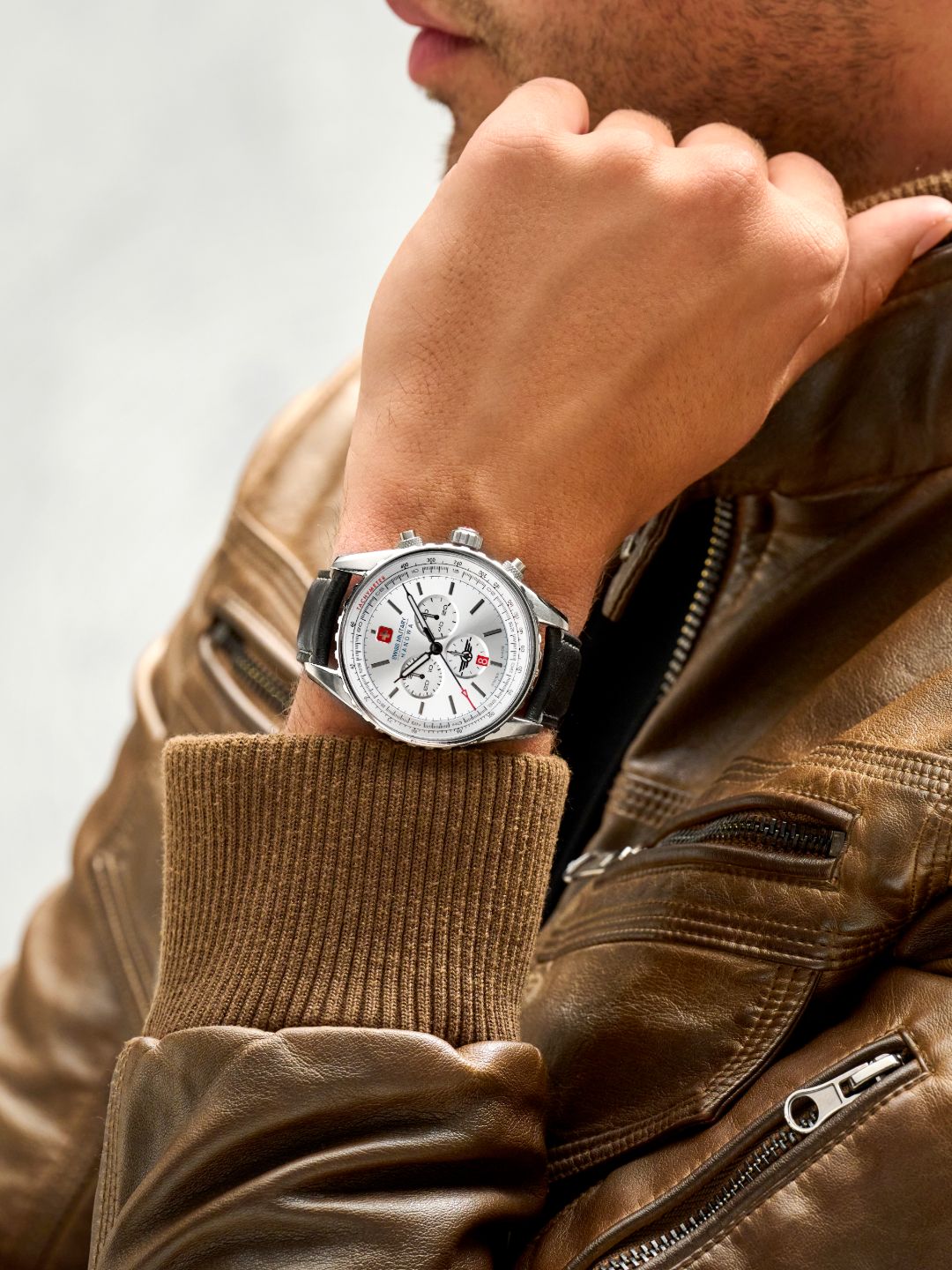 Swiss Military Hanowa SMWGC0000302  - Swiss Made Round Silver Chronograph - Watch for men