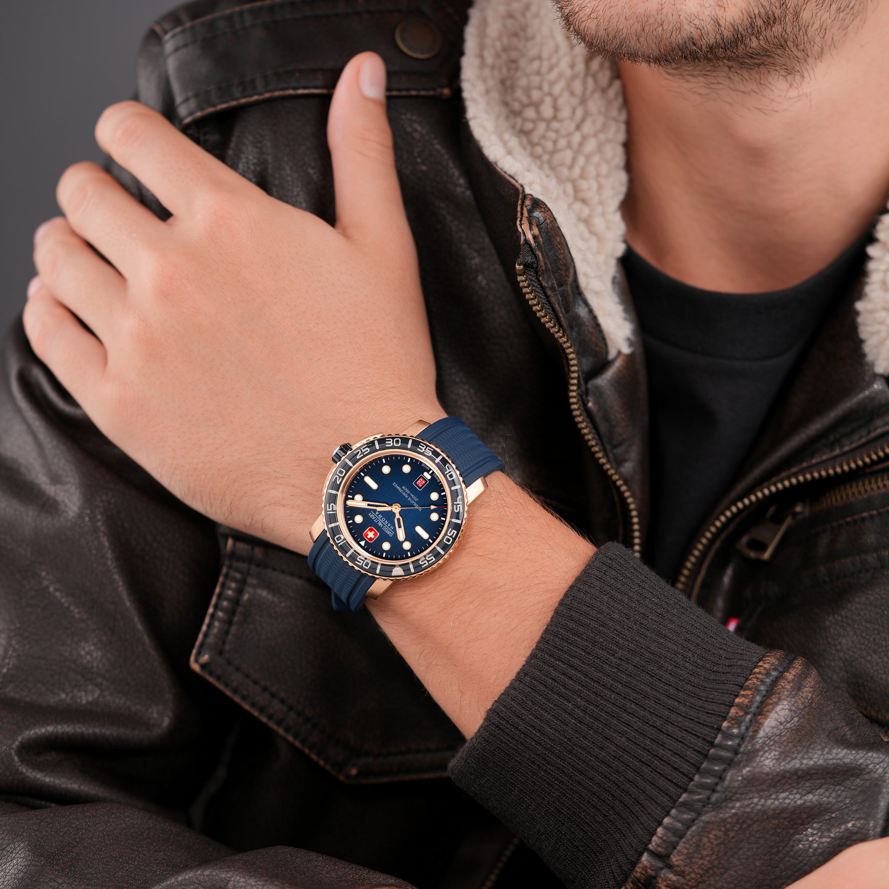 SWISS MILITARY HANOWA BLACK MARLIN BLUE ROUND DIAL ANALOG WATCH FOR Men's SMWGN0001720