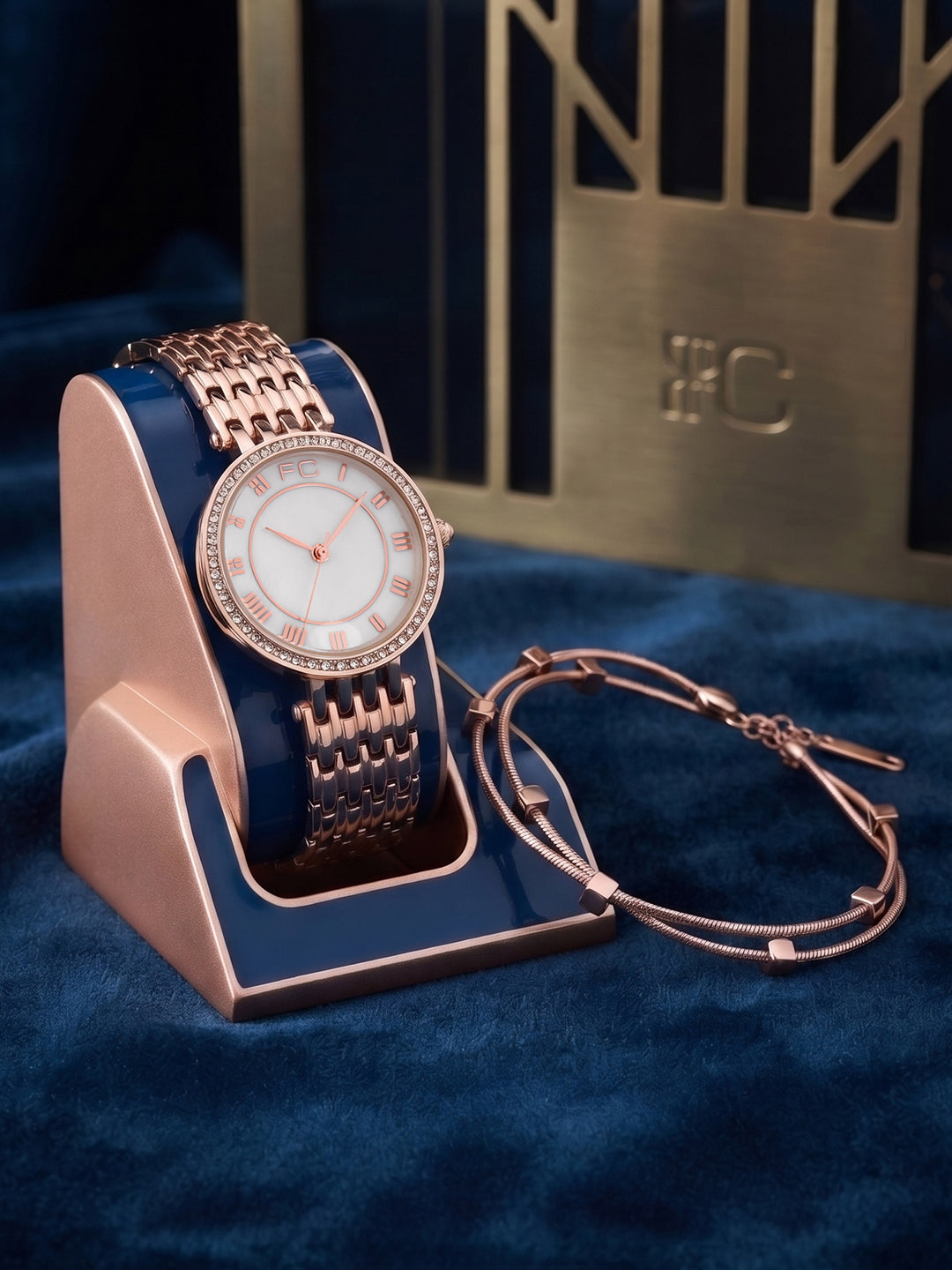 French Connection Women Analog Watch Gift Set with Stylish Dial and Premium Strap-FCGS06-B