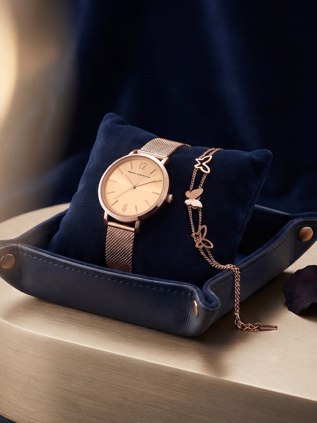 French Connection Women Analog Watch Gift Set with Stylish Dial and Premium Strap-FCGS09-A