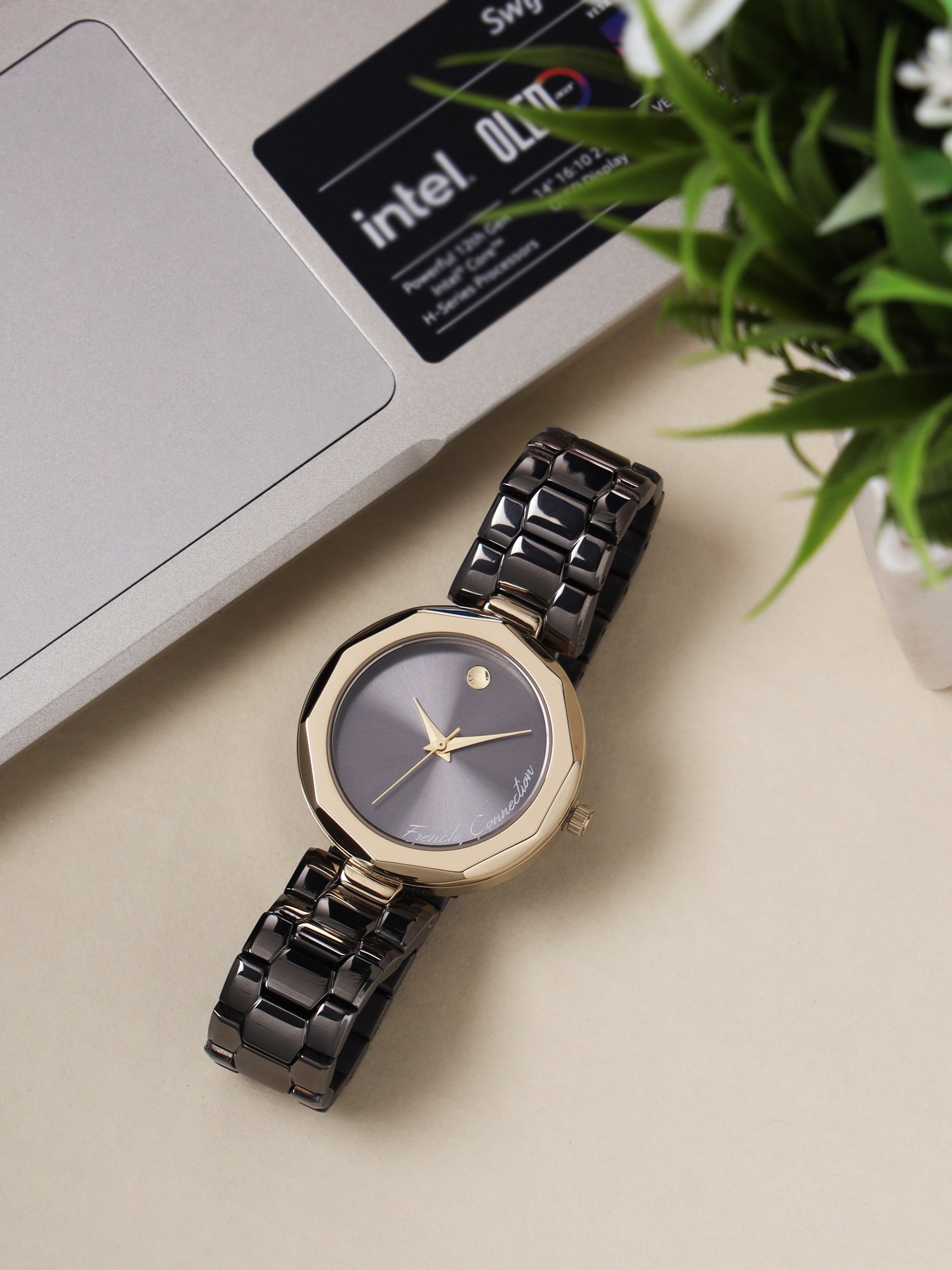 French connection Women Dial & Stainless Steel Bracelet Style Straps Analogue Watch FCH08GNM