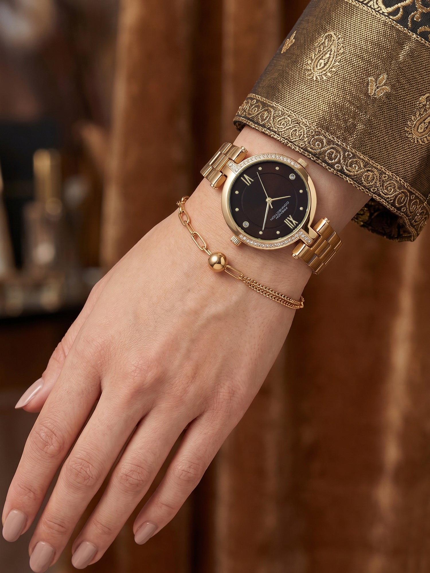 French Connection Women's Gift Set Watch with Brown Sunray Dial, Gold Stainless Steel Bracelet & Matching Bracelet Gift Set – FCN0220GM