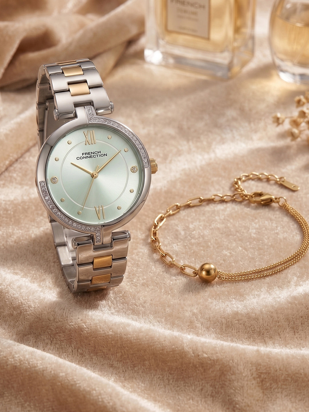 French Connection Women's Gift Set Watch with Green Sunray Dial, Two-Tone Stainless Steel Bracelet & Matching Bracelet Gift Set – FCN0220NTM
