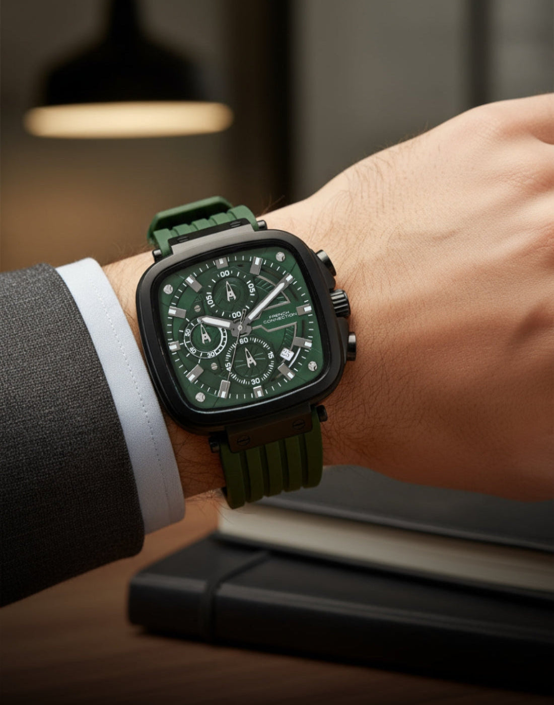 Gagà Milano Manual Winding Mechanical Watch with Green Dial
