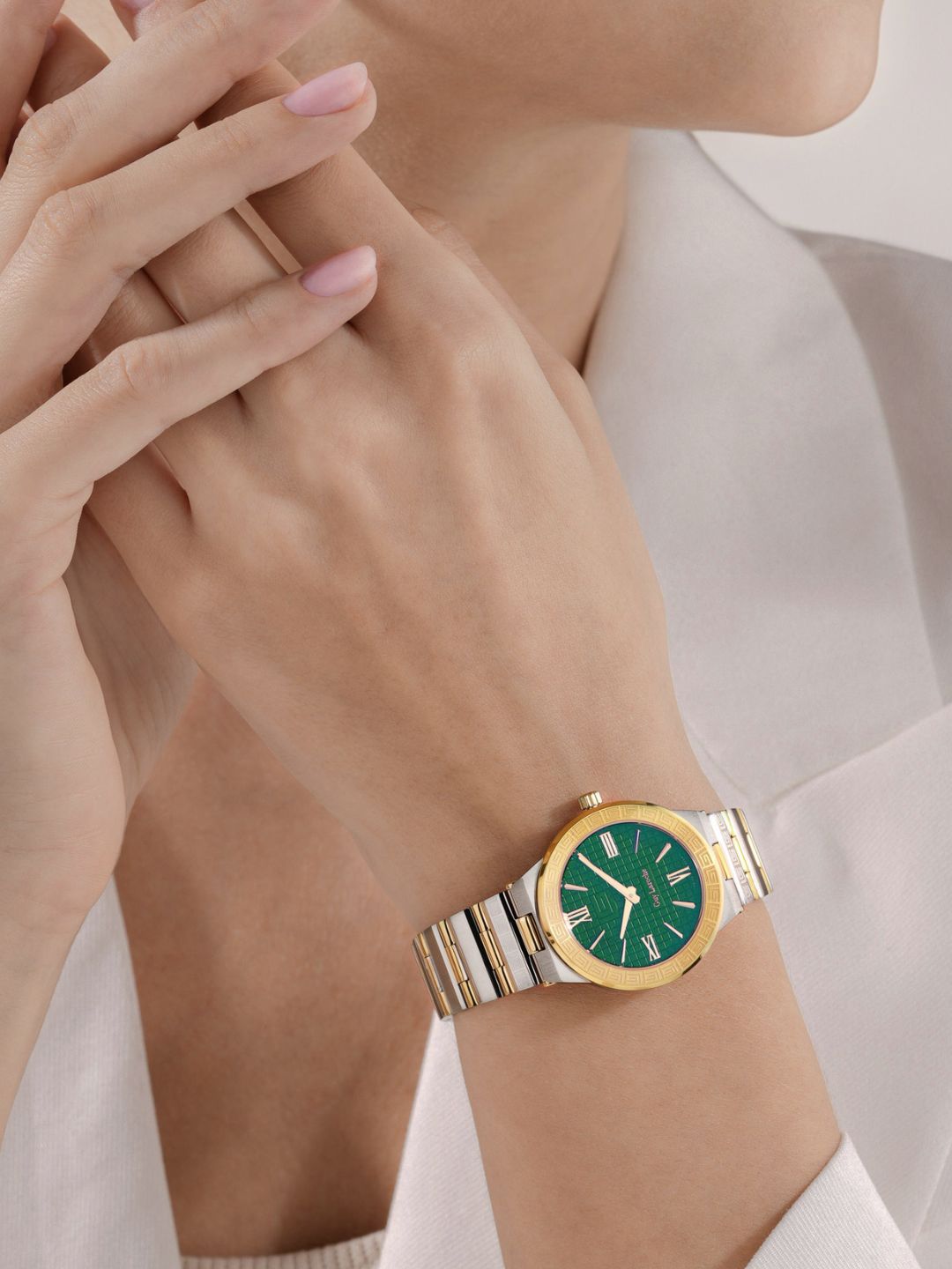 Guy Laroche Sacha 2 Hands Green Round Dial SWISS MADE Watch for Women - GLWLG0000415