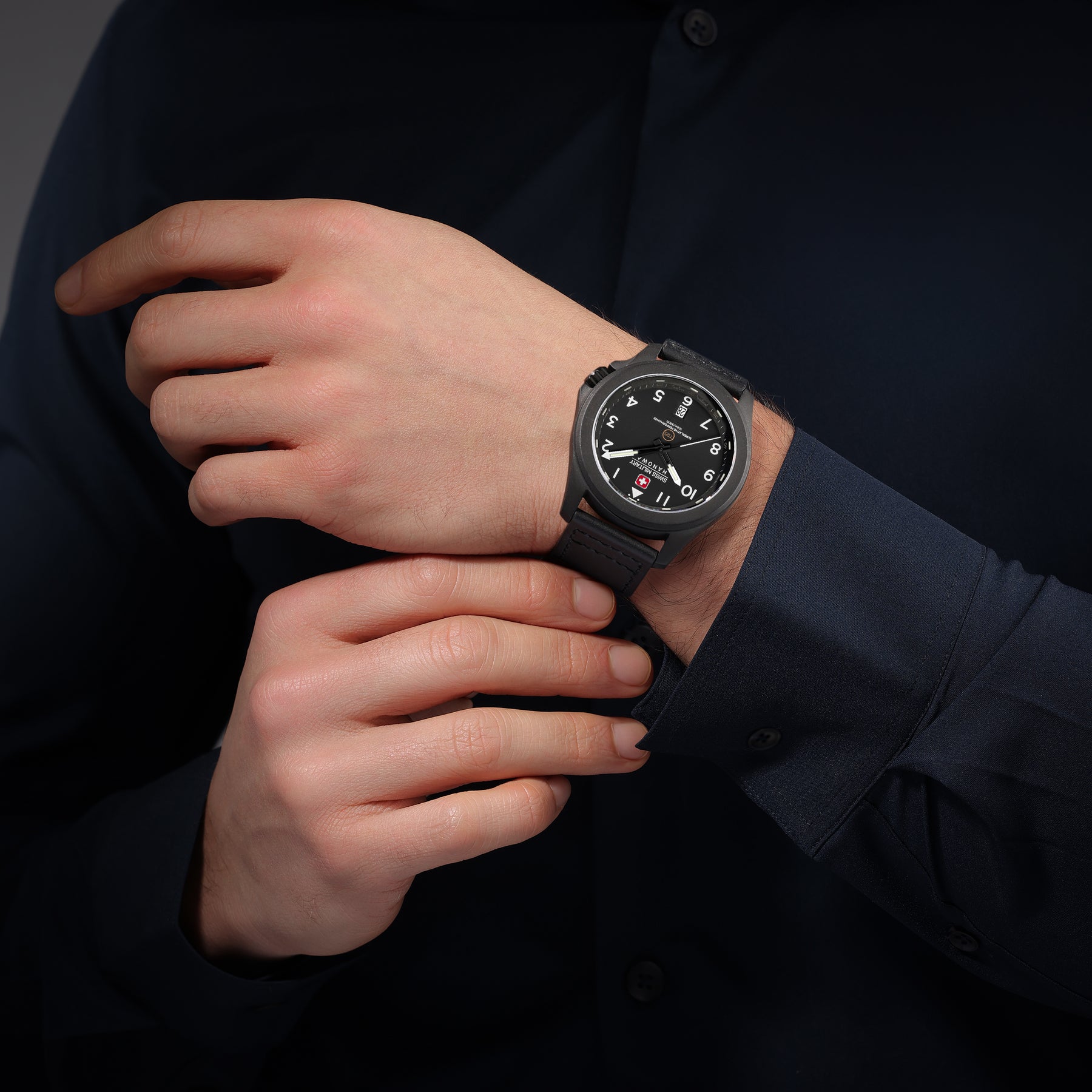 SMWGB0005241 Men's Quartz Watch with Black Dial & Black Genuine Leather Strap