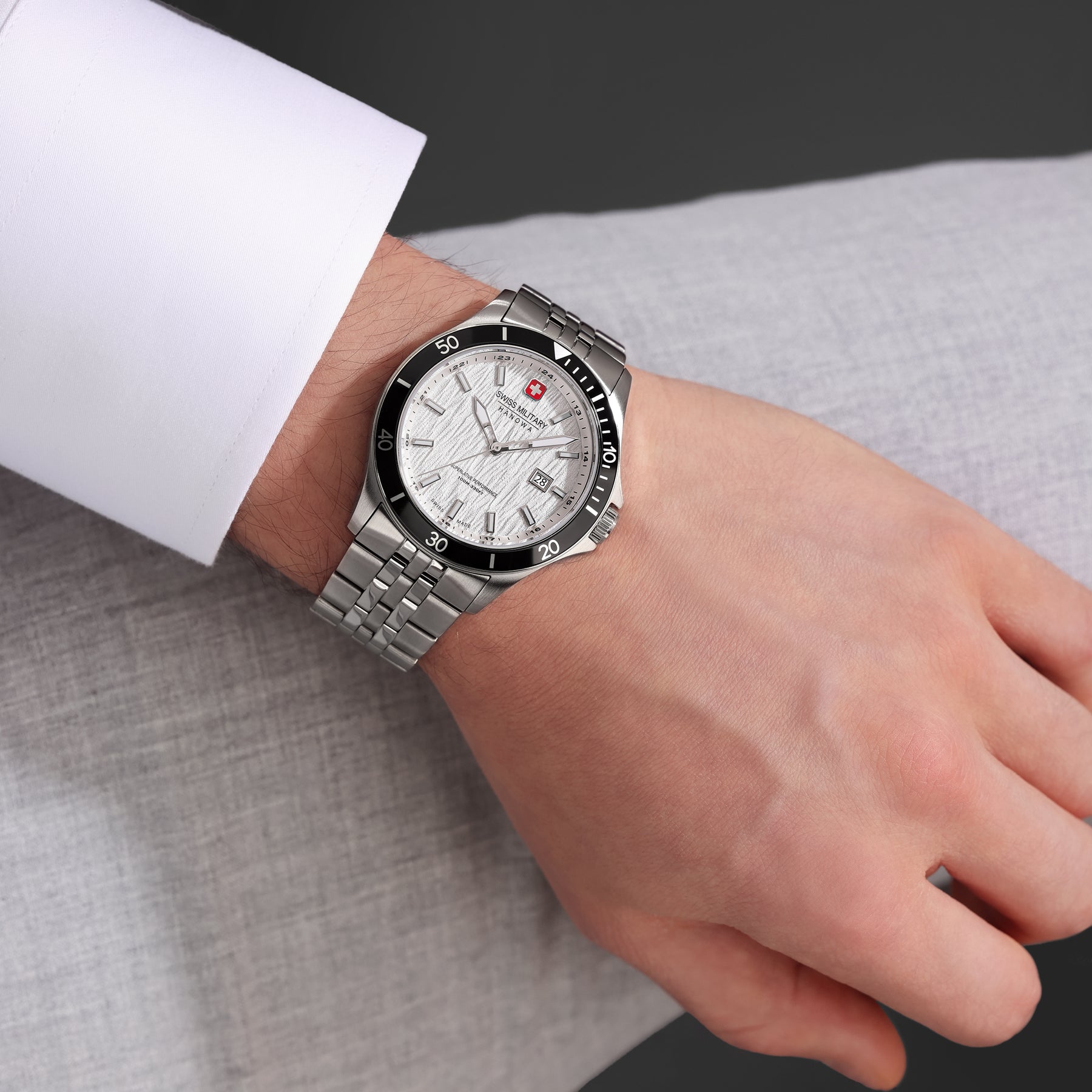 Swiss Military Hanowa Silver Round Dial Analogue Swiss Made Watch For Mens-SMWGH0006702