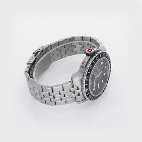 SWISS MILITARY HANOWA BLACK MARLIN BLACK ROUND DIAL ANALOG WATCH FOR Men's SMWGH0001702